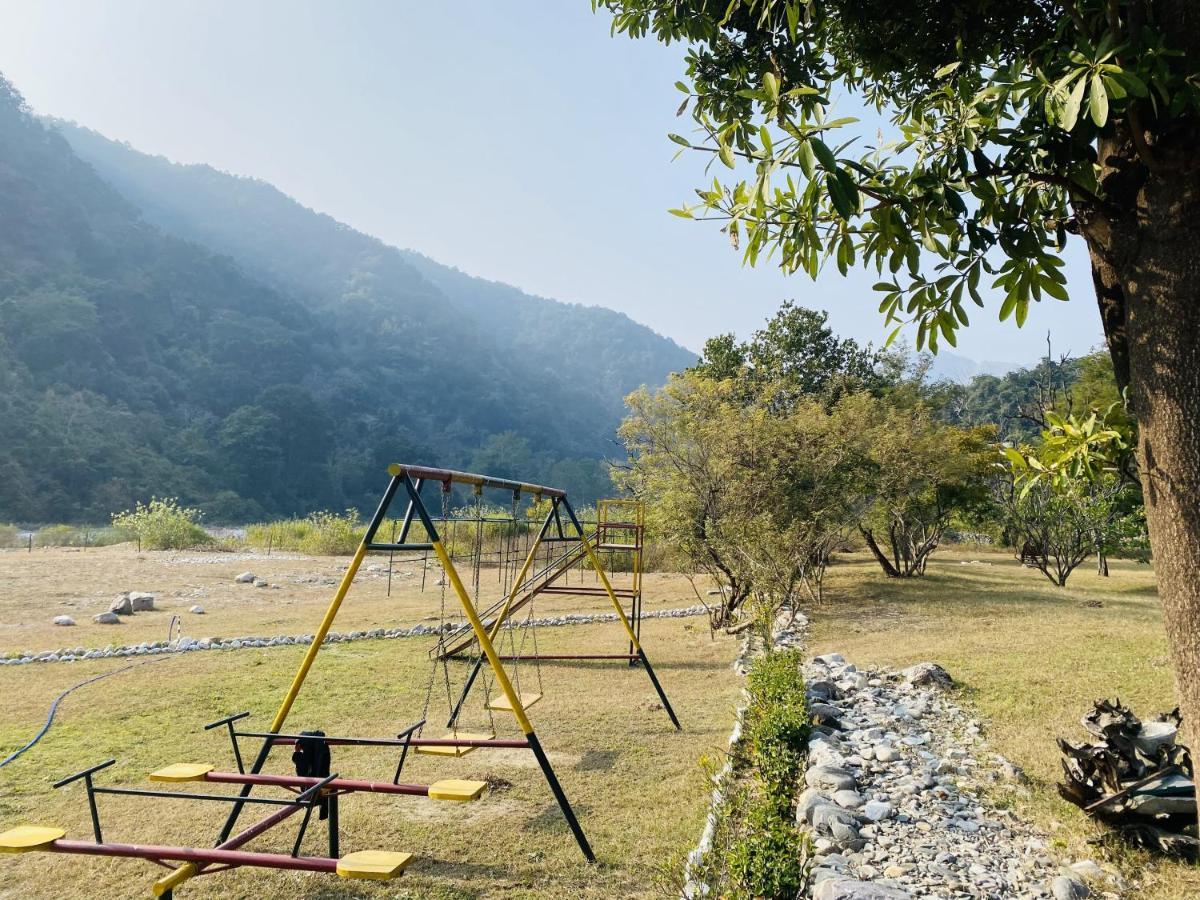 Aura Wildlife Camp And Resorts Marchula Esterno foto