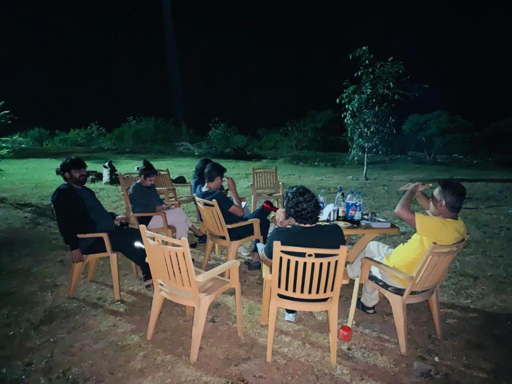 Aura Wildlife Camp And Resorts Marchula Esterno foto